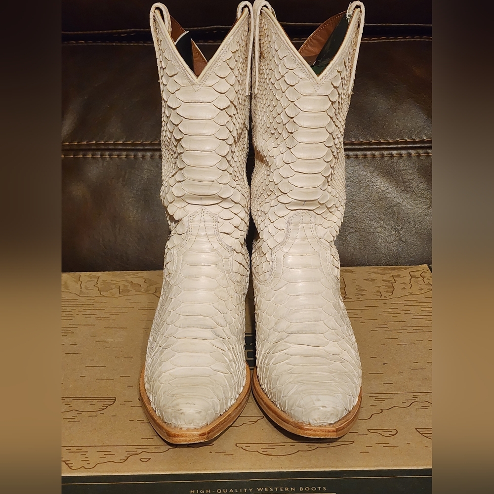 Limited Edition Tecovas The Savannah